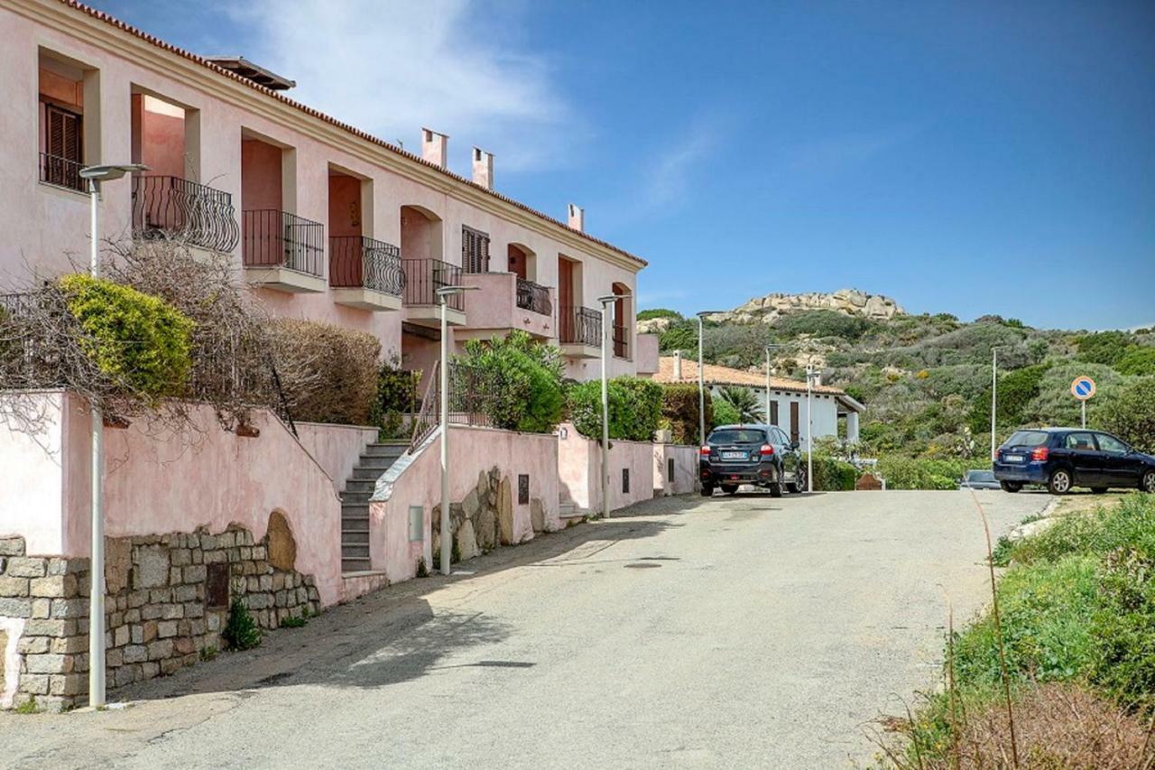 Bilocale Via Umbria Apartment Санта Тереза Галура Екстериор снимка